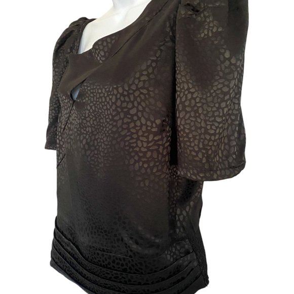 Milk & Honey Black on Black Peek-a-Boo Cut Out Front Puff Short Sleeves Sz L #01 - Picture 2 of 8